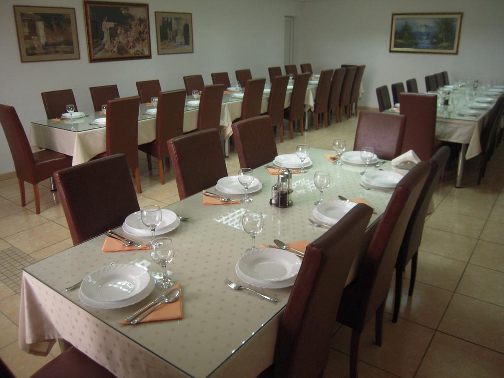 Guest House Regina Mundi Medjugorje Exterior photo