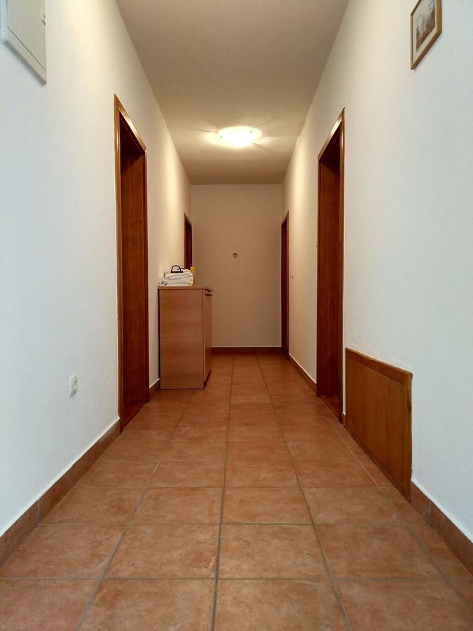Guest House Regina Mundi Medjugorje Exterior photo